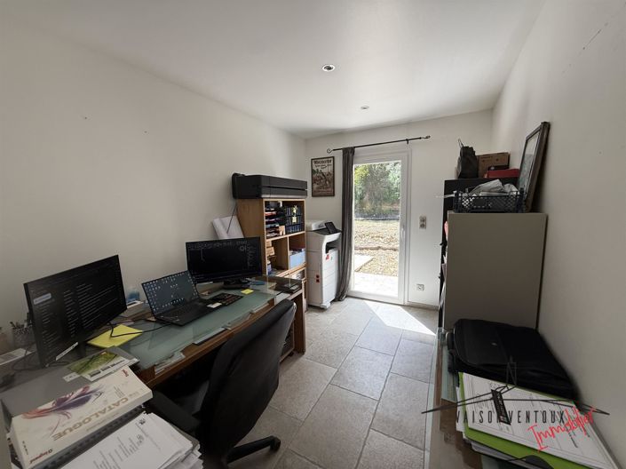 Image No.18-4 Bed House for sale