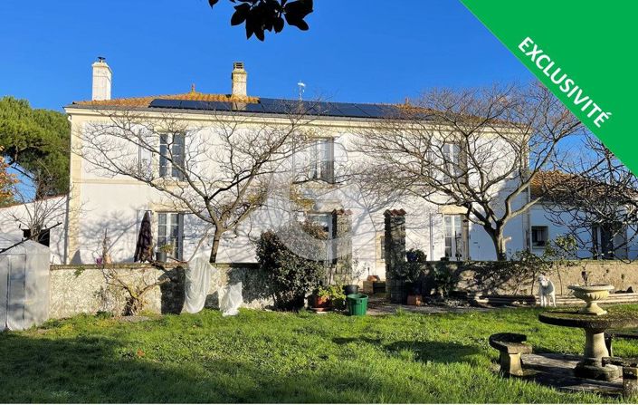 Image No.1-6 Bed House for sale