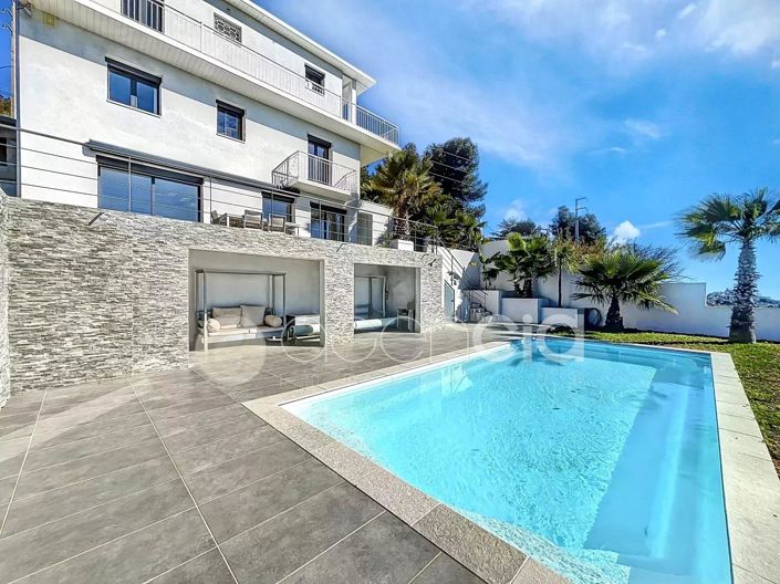 Image No.27-5 Bed House for sale