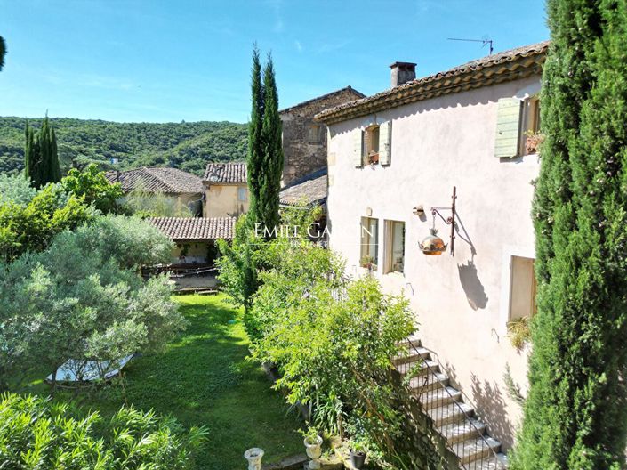 Image No.1-6 Bed House for sale
