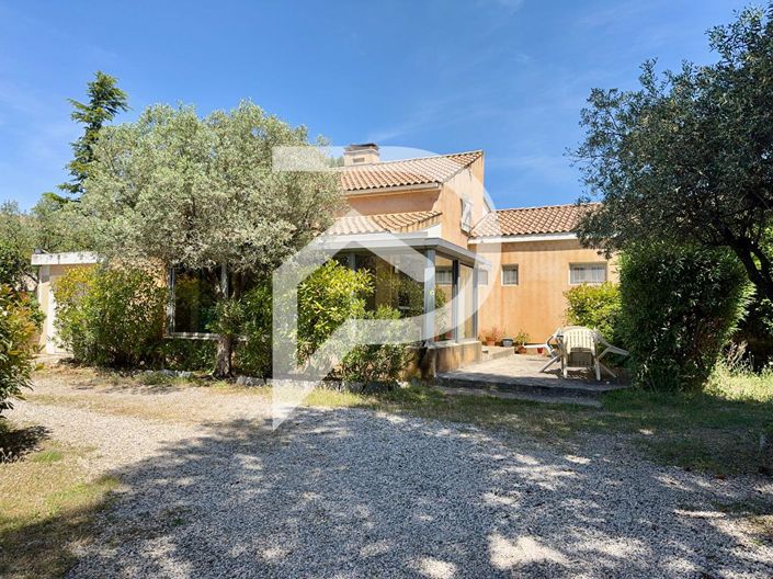 Image No.1-3 Bed House for sale