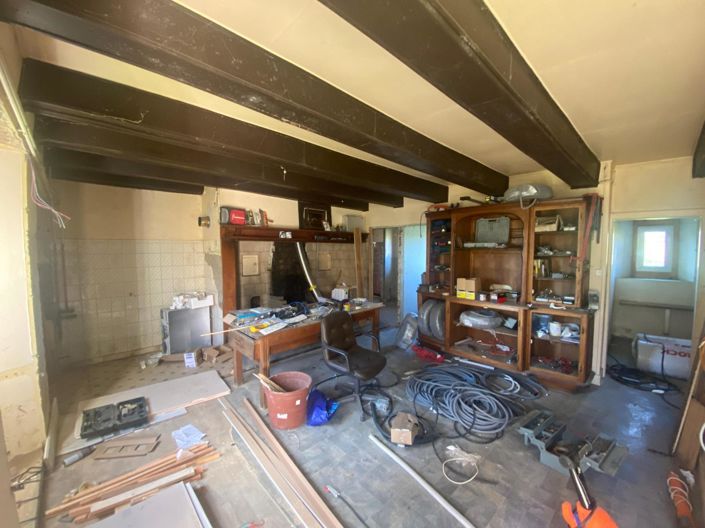 Image No.2-4 Bed House for sale