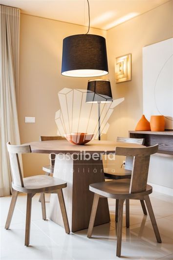 Image No.13-2 Bed House for sale