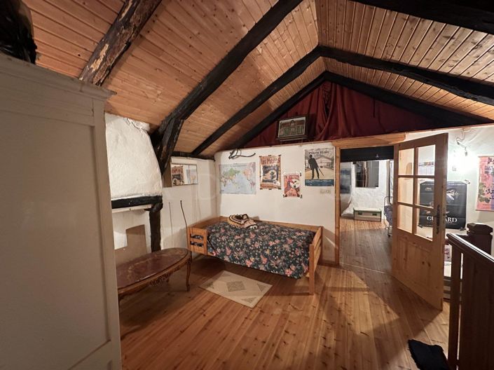 Image No.11-5 Bed House for sale