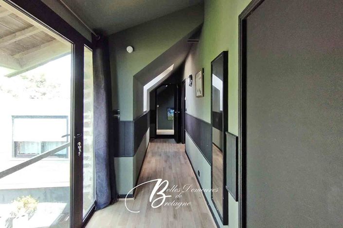 Image No.17-6 Bed House for sale