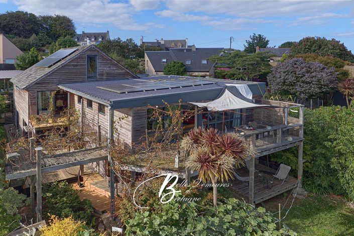 Image No.1-6 Bed House for sale
