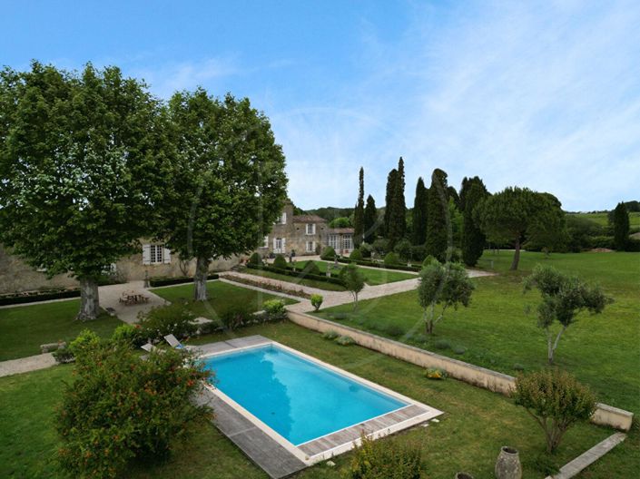 Image No.1-6 Bed House for sale
