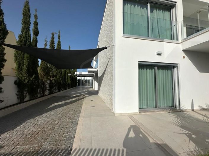 Image No.19-4 Bed House for sale