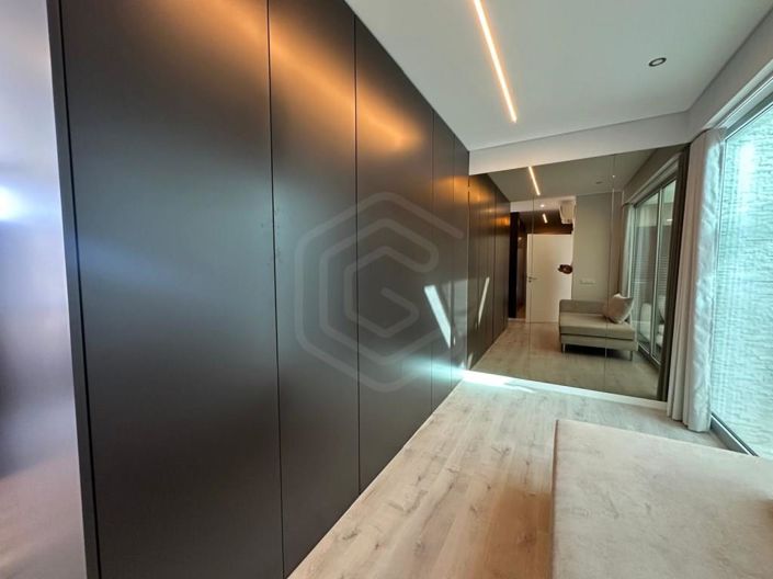 Image No.28-4 Bed House for sale