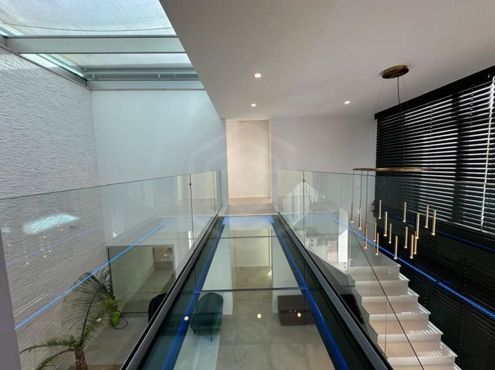 Image No.33-4 Bed House for sale