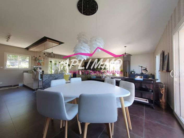 Image No.2-Maison de 4 chambres à vendre à Le Teil