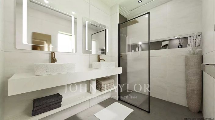 Image No.27-5 Bed House for sale