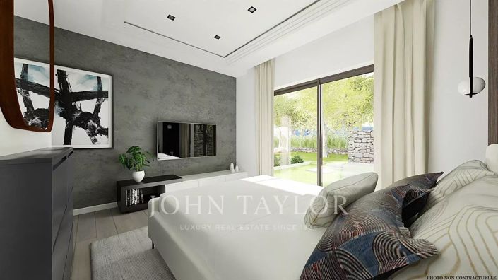 Image No.42-5 Bed House for sale