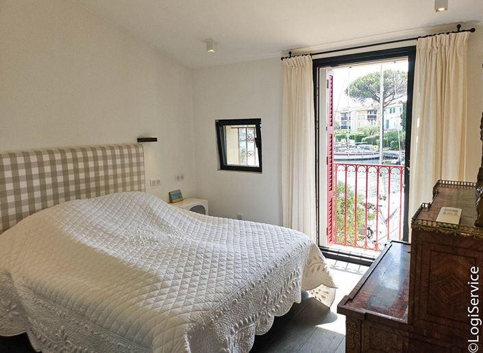 Image No.5-2 Bed House for sale