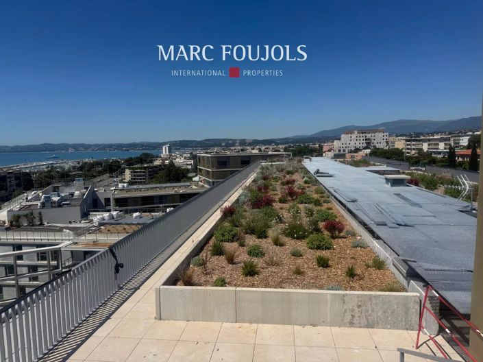 Image No.16-6 Bed Apartment for sale