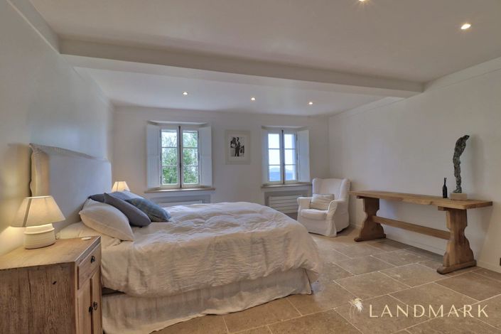 Image No.9-House for sale