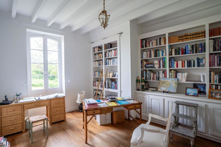 Image No.13-4 Bed House for sale