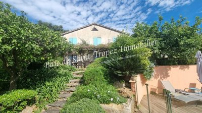 5 Bed House for sale