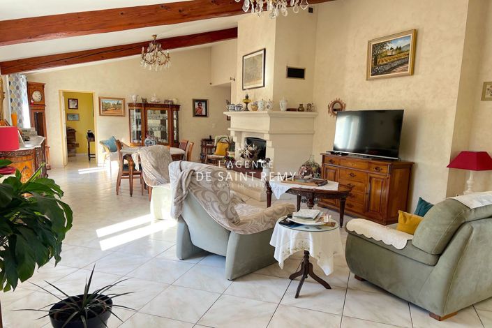 Image No.4-Maison de 6 chambres à vendre à Beaucaire