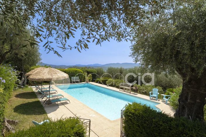 Image No.3-6 Bed House for sale