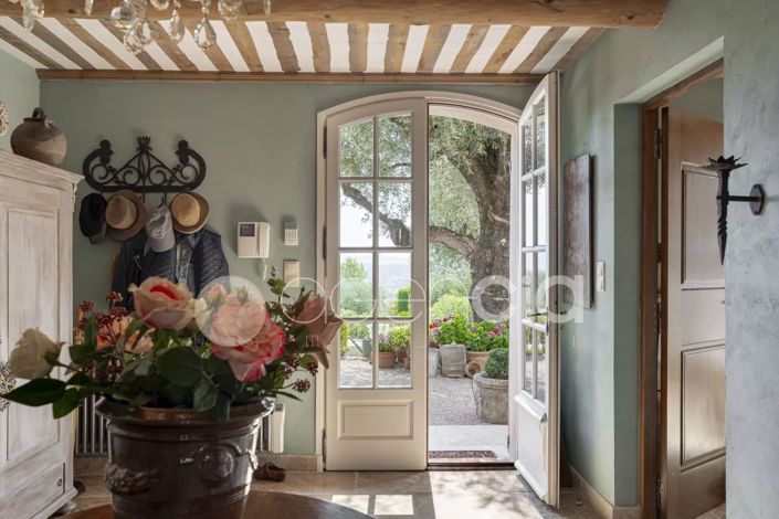 Image No.4-6 Bed House for sale