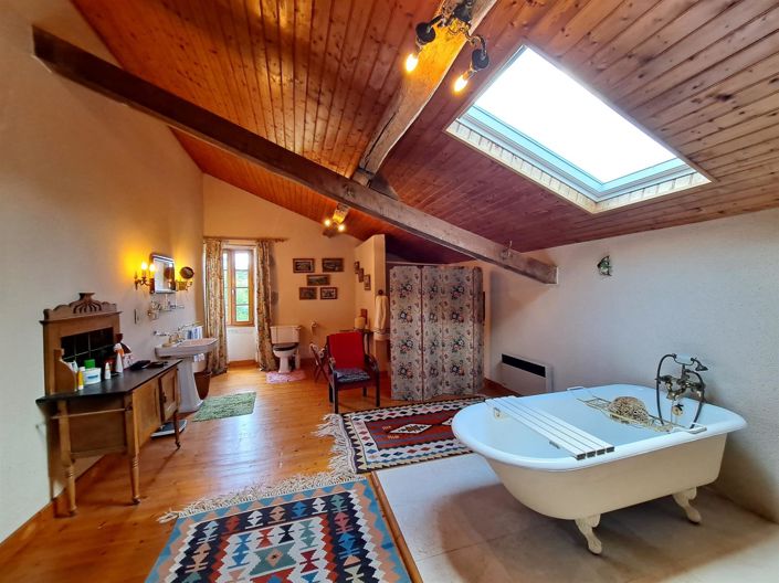 Image No.13-3 Bed House for sale