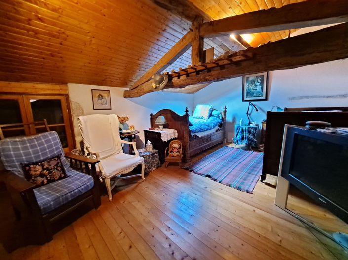 Image No.15-3 Bed House for sale