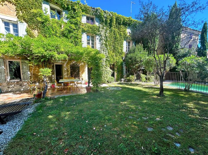 Image No.1-6 Bed House for sale