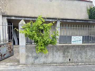 Maison à vendre à Claviers