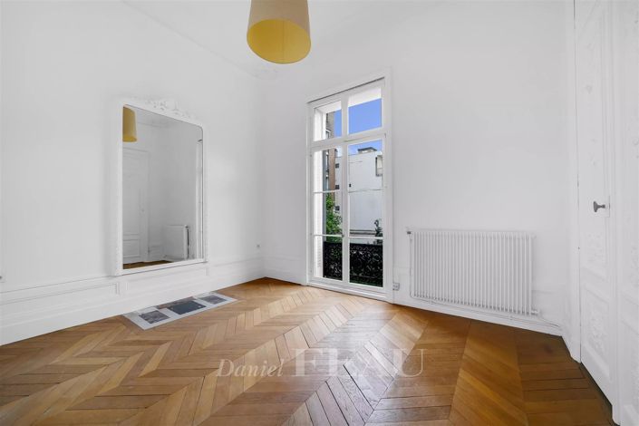 Image No.13-3 Bed Apartment for sale