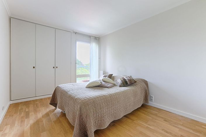 Image No.13-3 Bed Apartment for sale