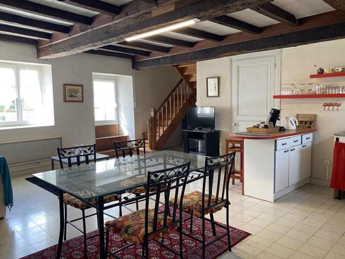 Image No.10-8 Bed House for sale