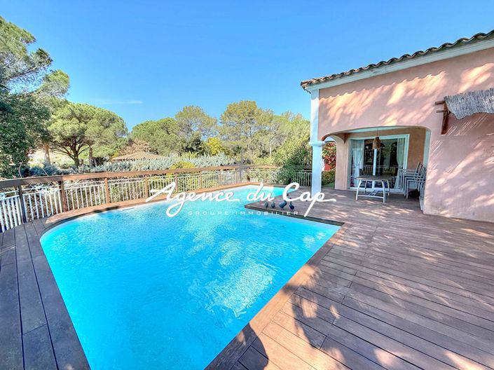 Image No.1-4 Bed House for sale