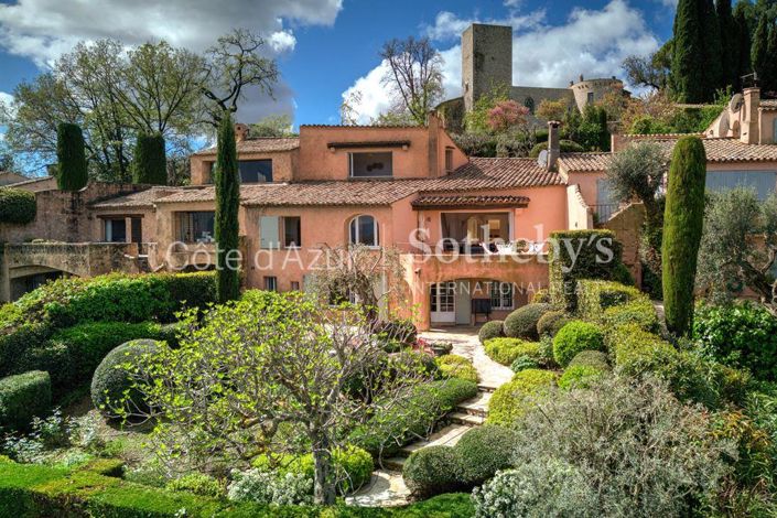 Image No.1-4 Bed Property for sale