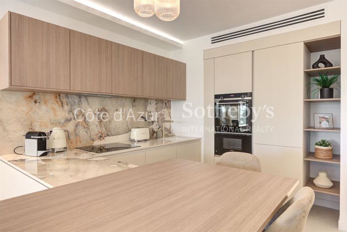 Image No.4-Appartement de 2 chambres à vendre à Cannes