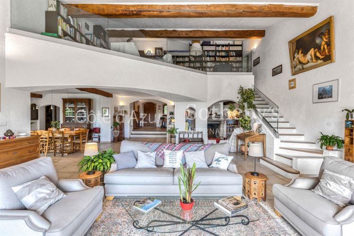 Image No.11-5 Bed House for sale