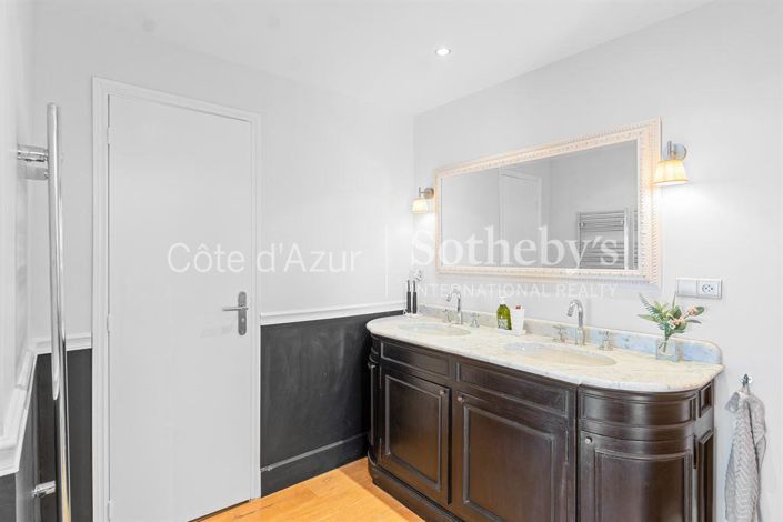 Image No.13-3 Bed Apartment for sale