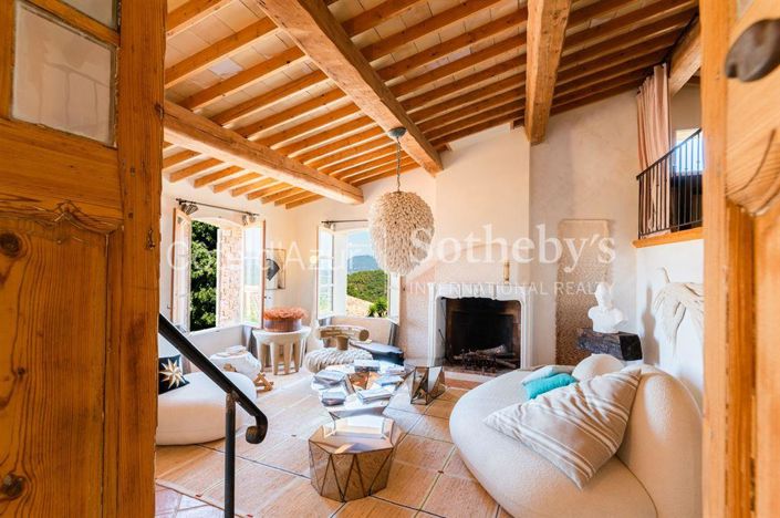 Image No.1-Propriété de 4 chambres à vendre à Gassin