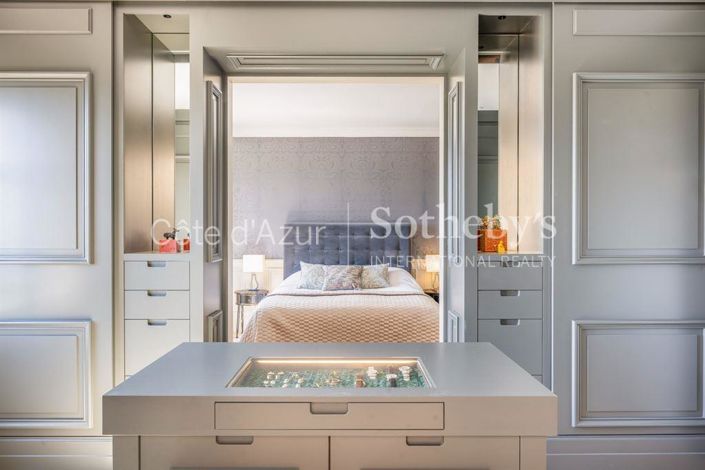 Image No.17-5 Bed House for sale