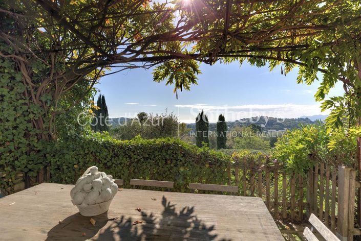 Image No.1-Propriété de 8 chambres à vendre à Mougins