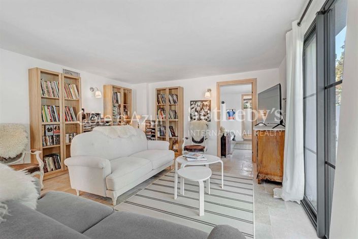 Image No.8-Propriété de 6 chambres à vendre à Grimaud