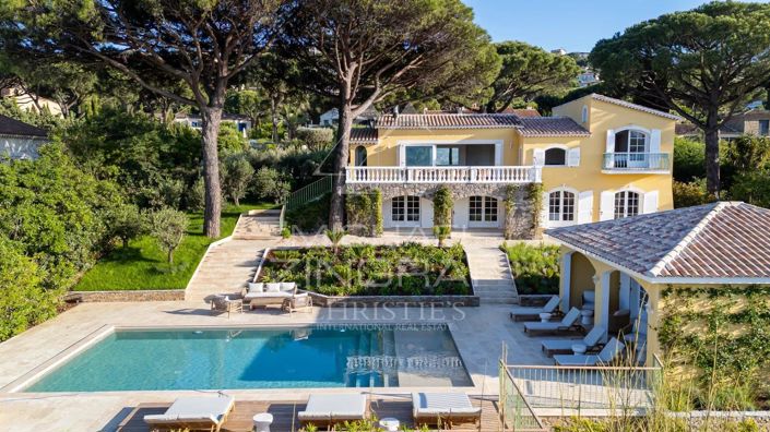 Image No.1-7 Bed House for sale