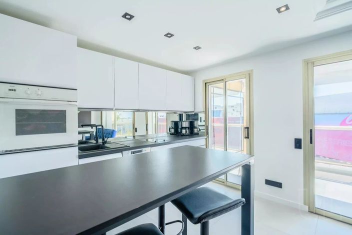 Image No.10-1 Bed Apartment for sale