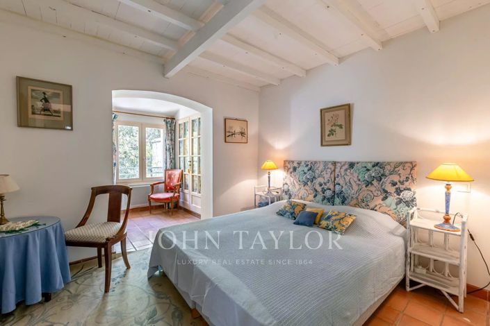 Image No.8-House for sale