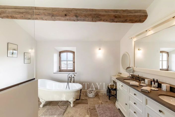 Image No.15-Maison de 7 chambres à vendre à Oppède