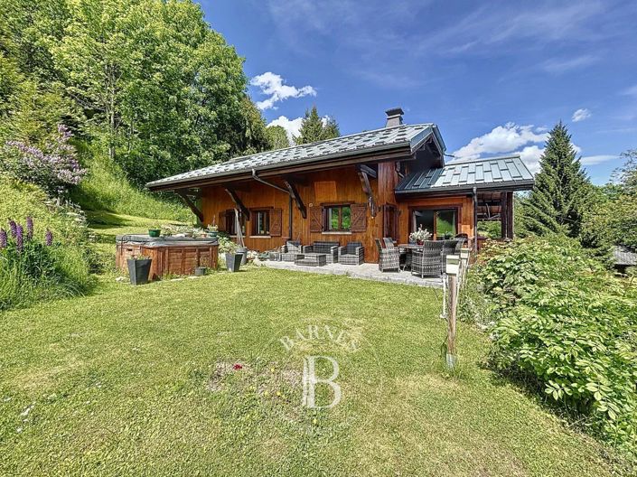 Image No.1-5 Bed House for sale