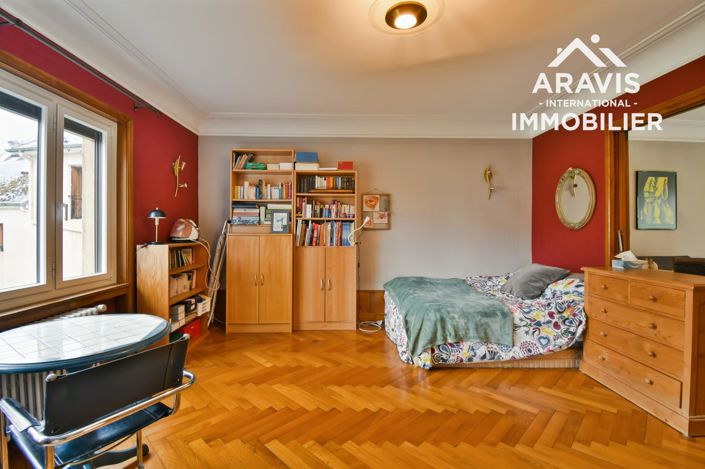 Image No.14-3 Bed Apartment for sale