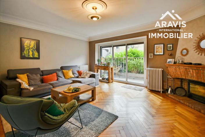 Image No.3-3 Bed Apartment for sale