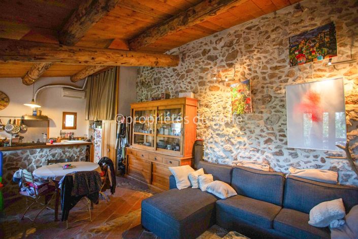 Image No.22-6 Bed House for sale