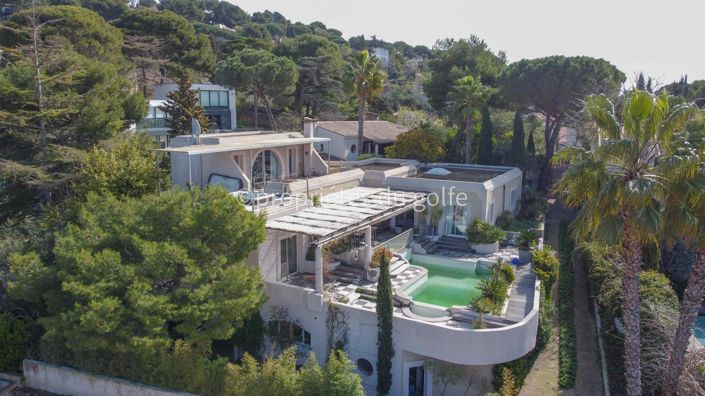 Image No.24-6 Bed House for sale